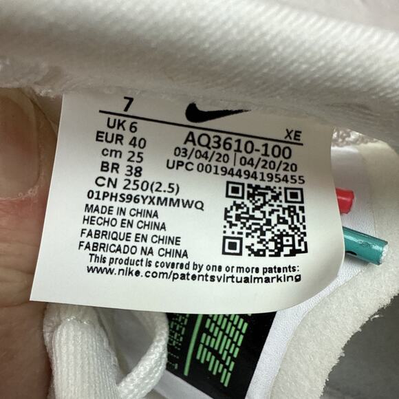 Nike Spike Flat - White/Jade - AQ3610-100 - Size M7 W8.5